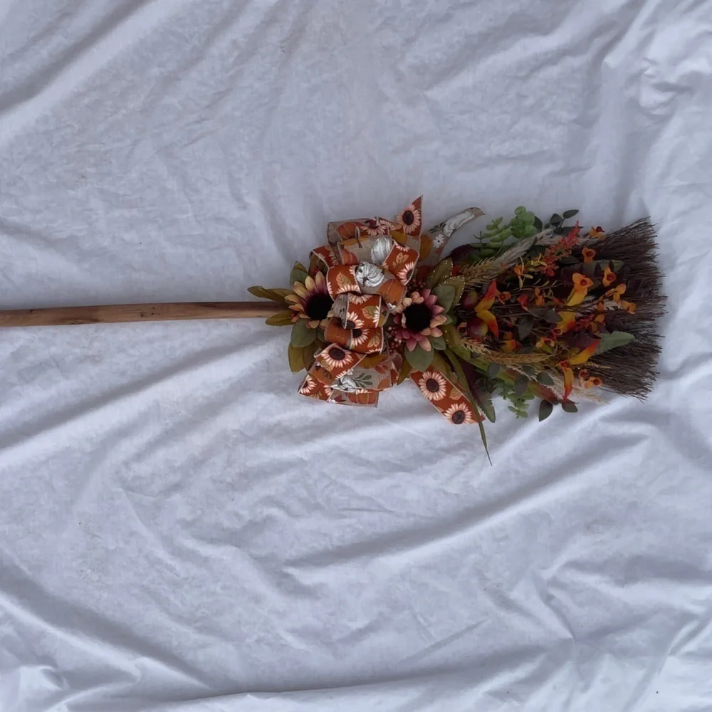HANDMADE Cinnamon scented broomstick wreath/door hanger fall/halloween decor